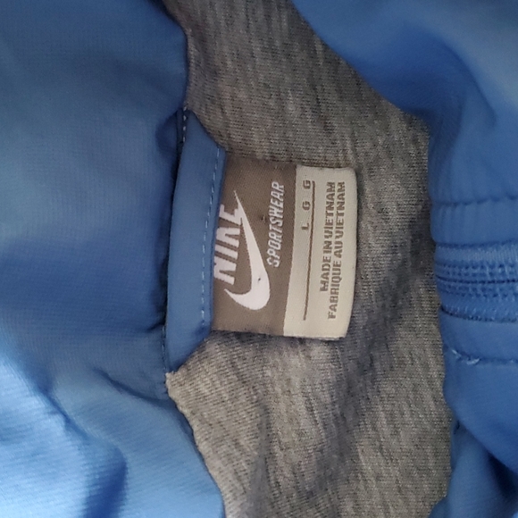Vintage Nike Sportwear Jacket - Picture 6 of 7